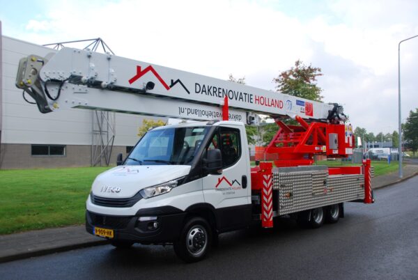 Klaas K27-32TSR BE-Kraan voor Dakrenovatie Holland