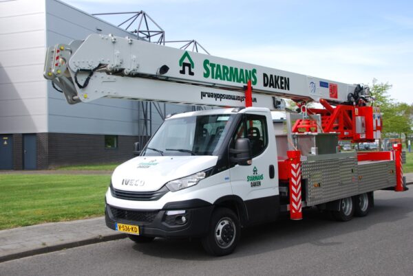 Klaas K27-32TSR BE-Kraan voor Starmans Daken