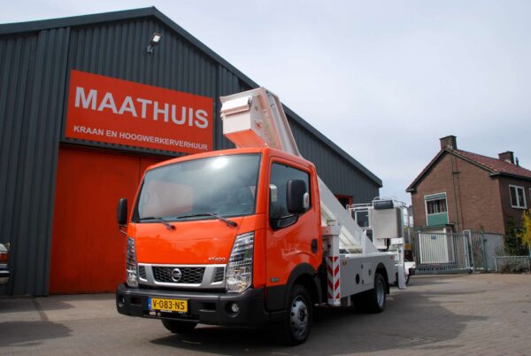 Klaas Theo 25 voor Maathuis kraan en hoogwerkerverhuur