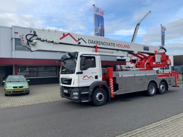 Klaas K1003RSX voor Dakrenovatie Holland