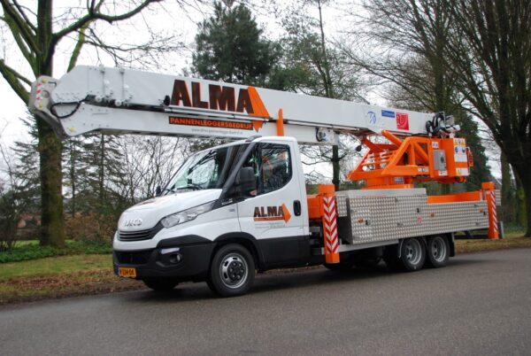 Klaas K27-32TSR BE-Kraan voor Alma