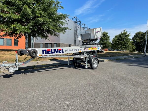 Full option ladderlift voor Neuvel Dakwerken BV
