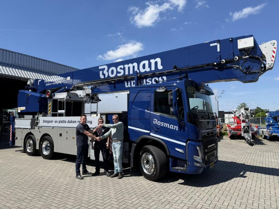 PRIMEUR IN NEDERLAND  De 1ste Klaas K350E volledig elektrische Aanhangerkraan